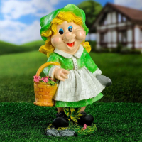 Садовая фигура "Девочка с корзинкой в руке" 33х20см Садовая фигура "Девочка с корзинкой в руке" 33х20см