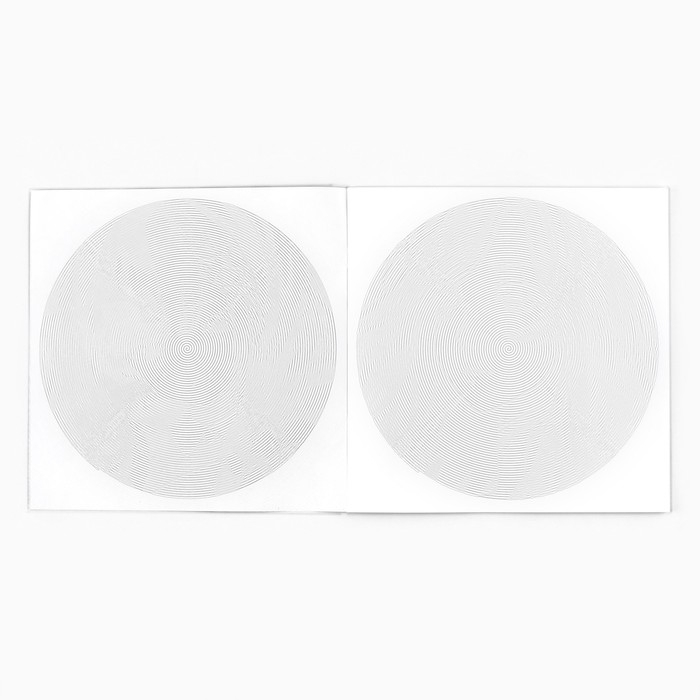 Спиральная раскраска-антистресс &laquo;Девочки-аниме&raquo;, 20 х 20 см