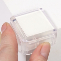 Защитные накладки на углы , квадратные, набор 4 шт., силикон, Крошка Я Защитные накладки на углы , квадратные, набор 4 шт., силикон, Крошка Я