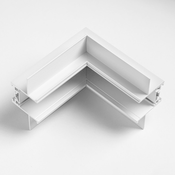 Соединитель встраиваемый для шинопровода (потолок-стена) белый 5х5 см Соединитель встраиваемый для шинопровода (потолок-стена) белый 5х5 см