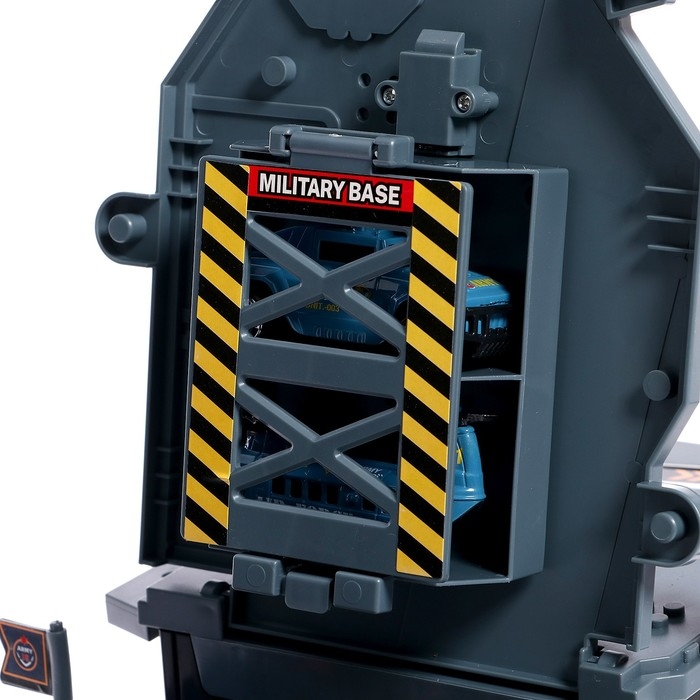 Парковка &laquo;Авианосец&raquo;, стреляет, свет и звук, подвижные элементы