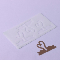 Форма для шоколада &laquo;Пара лебедей&raquo;, силикон, 3 ячейки, 20&times;10,5&times;0,3 см, цвет прозрачный