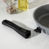 Сковорода Доляна &laquo;Марбл&raquo;, d=24 см, стеклянная крышка, съёмная ручка, антипригарное покрытие