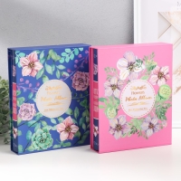 Фотоальбом на 100 фото 10х15 см "Лесные цветы" в коробке МИКС 26,5х21х5,3 см Фотоальбом на 100 фото 10х15 см "Лесные цветы" в коробке МИКС 26,5х21х5,3 см