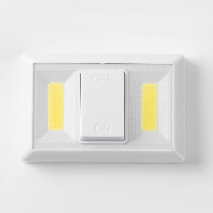 Фонарь-светильник Фонарь-светильник "Мастер К", 220 лм, COB, 4 ААА, магнит, клейкая основа, 11.2 х 7.5 х 3 см