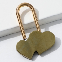 Замок свадебный &laquo;Любящие сердца&raquo;.