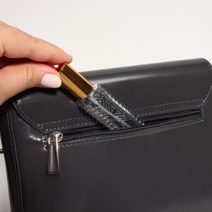 Флакон для парфюма «Прозрачный узор», с распылителем, 15 мл, цвет золотистый Флакон для парфюма «Прозрачный узор», с распылителем, 15 мл, цвет золотистый