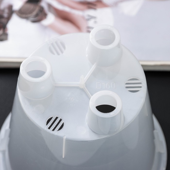 Кашпо для орхидей «Фиджи», 1,6 л, дизайн МИКС Кашпо для орхидей «Фиджи», 1,6 л, дизайн МИКС