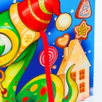 Новый год. Подарочная коробка Новогодняя Посылка "Змеята" с веревочными ручками с анимацией 20 x12 см.