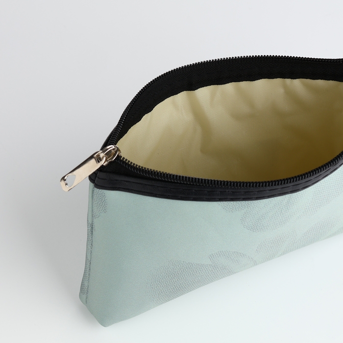 Косметичка на молнии, цвет зелёный Косметичка на молнии, цвет зелёный