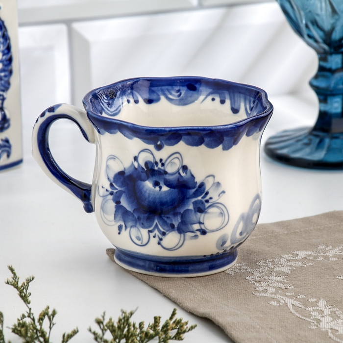 Чашка Чашка "Ромашка", гжель, фарфор, 200 мл, 9 см