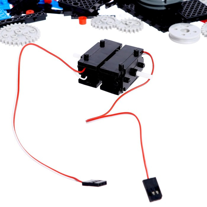 Электронный конструктор &laquo;Космический монстр&raquo;, 170 деталей