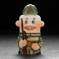 Штоф фарфоровый &laquo;Стрелок&raquo;, 0.35 л, в упаковке книге