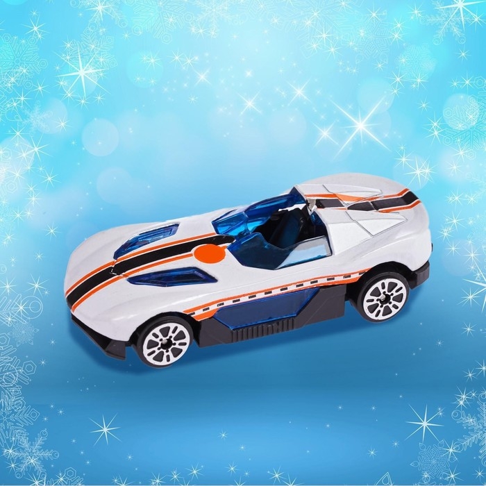 Новогодний шар с игрушкой &laquo;Машинка&raquo;