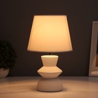 Лампа настольная "Кумо" 1х40Вт Е14 белый 19,5х19,5х35,5см Лампа настольная "Кумо" 1х40Вт Е14 белый 19,5х19,5х35,5см