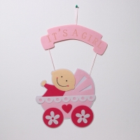 Декоративное украшение (подвеска) "IT'S A GIRL" 32х32х43 см Декоративное украшение (подвеска) "IT'S A GIRL" 32х32х43 см