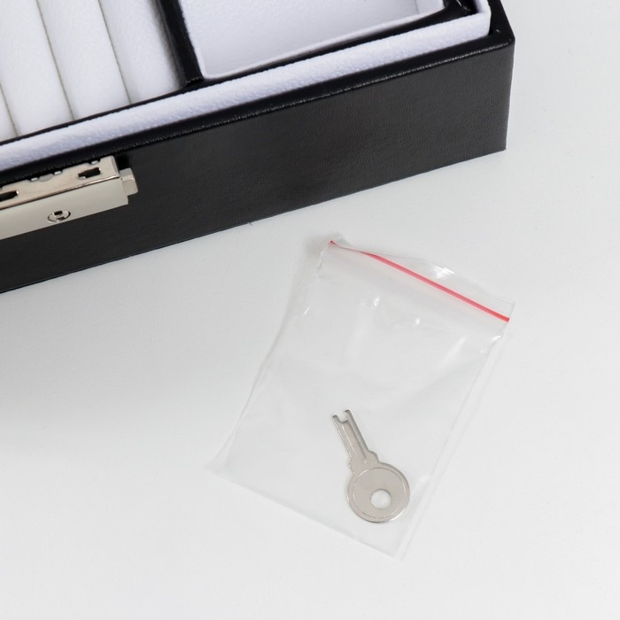 Шкатулка кожзам для украшений Шкатулка кожзам для украшений "Чёрная матовая" 9х23х17 см