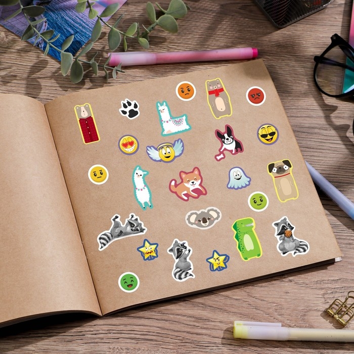 Наклейки детские в стикербуке «Оценки», 8 листов, 12 х 18 см Наклейки детские в стикербуке «Оценки», 8 листов, 12 х 18 см