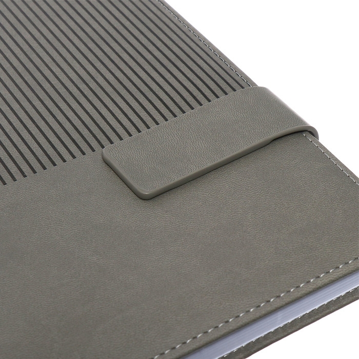 Ежедневник недатированный, А5, 140л, клетка, обл.кожзам, с хлястиком, Полоски серый