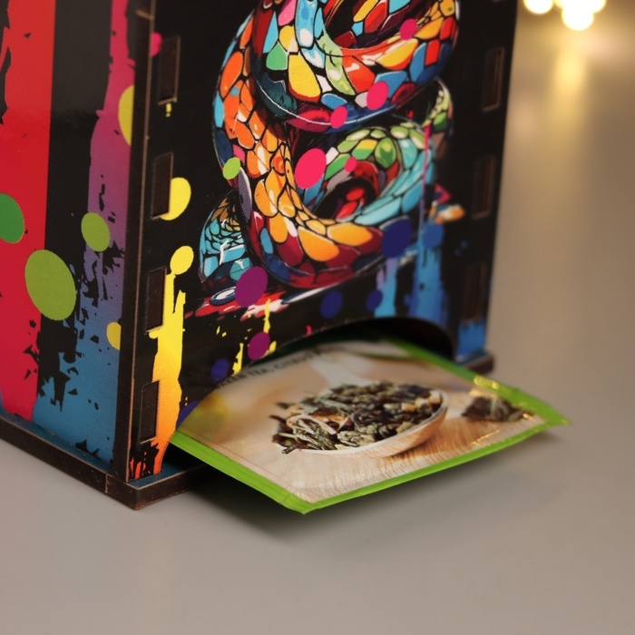 Новогодний чайный домик Новогодний чайный домик "Змея. Ярких эмоций" 20х10,5х9,5 см