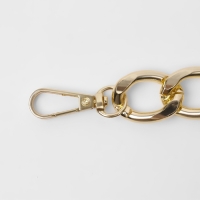 Цепочка для сумки, с карабинами, металлическая, плоская, 29 &times; 19 мм, 30 см, цвет золотой