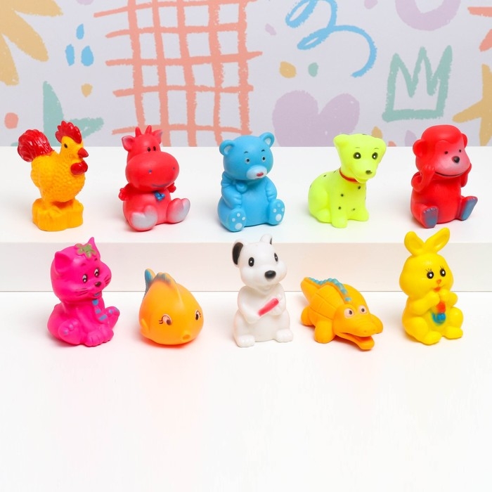 Набор игрушек - пищалок для купания в ванне Набор игрушек - пищалок для купания в ванне "Животные" 10 шт, резиновые, 10 см