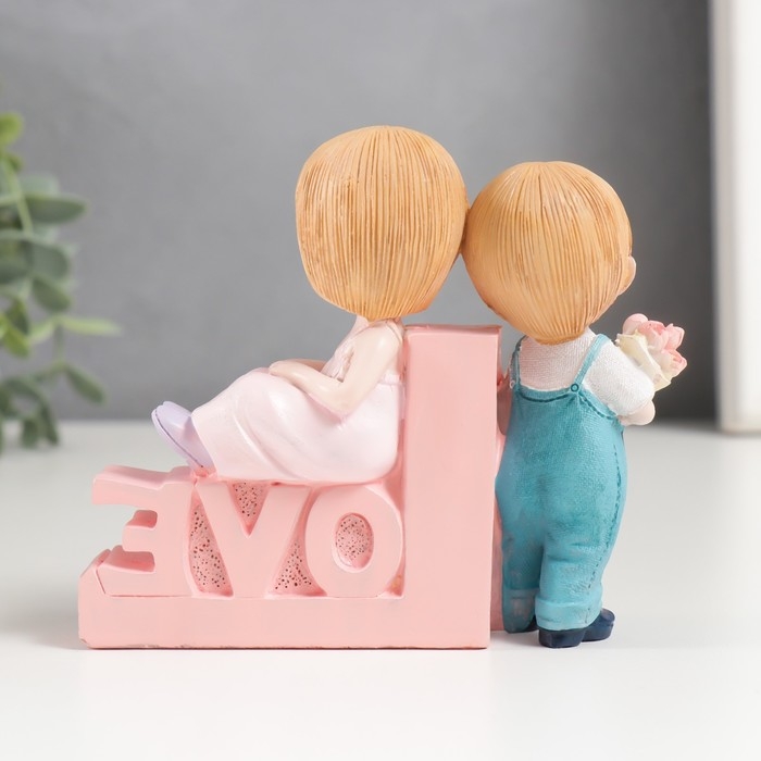 Сувенир полистоун Сувенир полистоун "Невинная любовь" 3х12,3х10 см