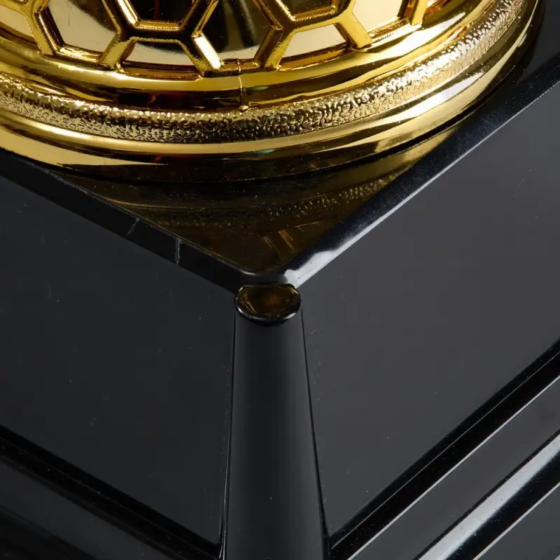 Кубок Vinna, большой, золотистый