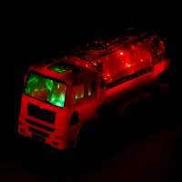 Машина &laquo;Топливо&raquo;, световые и звуковые эффекты, работает от батареек