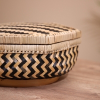 Шкатулка с крышкой плетёная, из бамбука 25х20х12 см