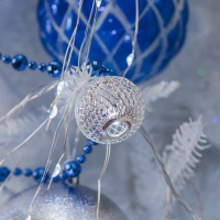 Гирлянда &laquo;Нить&raquo; 4 м с насадками &laquo;Шарик сетка&raquo;, IP20, прозрачная нить, 20 LED, свечение белое, 8 режимов, 220 В