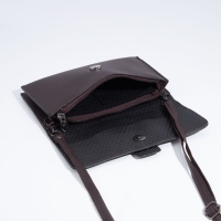 Сумка женская на магните, цвет коричневый Сумка женская на магните, цвет коричневый