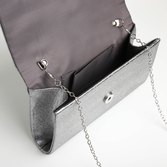 Сумка-клатч на магните, цвет серебряный