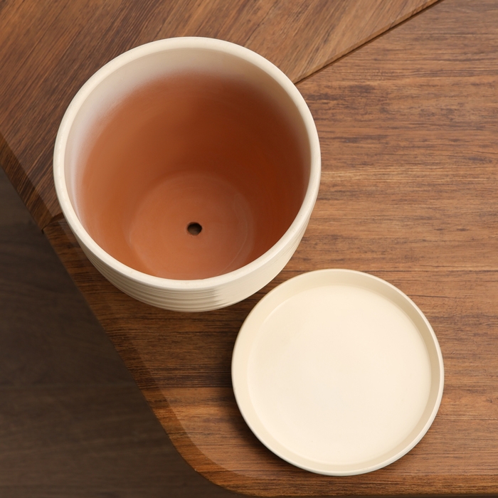 Горшок цветочный "Нежность" бежевый 2,4 л