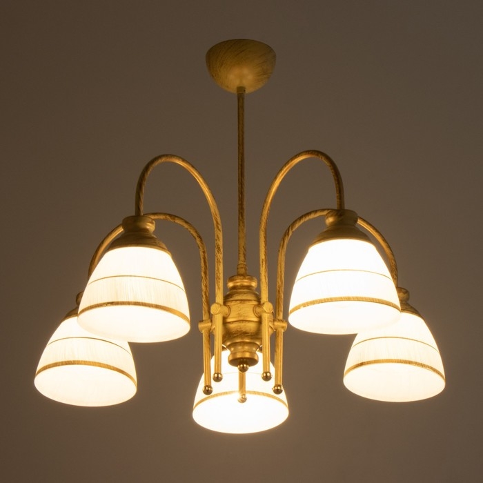 Люстра "Дэфия" 5хЕ27 40Вт золото 57х57х40 см BayerLux