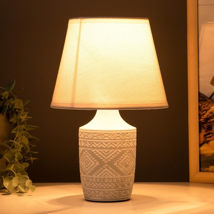 Настольная лампа 16529/1WT E14 40Вт белый 17,5х17,5х26,5 см