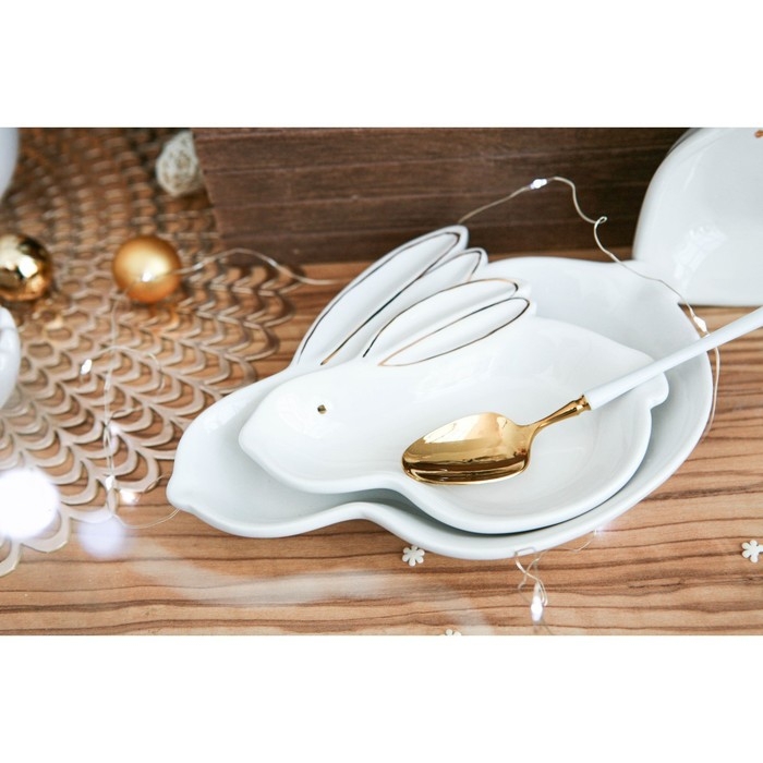 Блюдо Доляна &laquo;Зайка в золотом&raquo;, 20,5&times;15,5&times;3,2 см, цвет белый