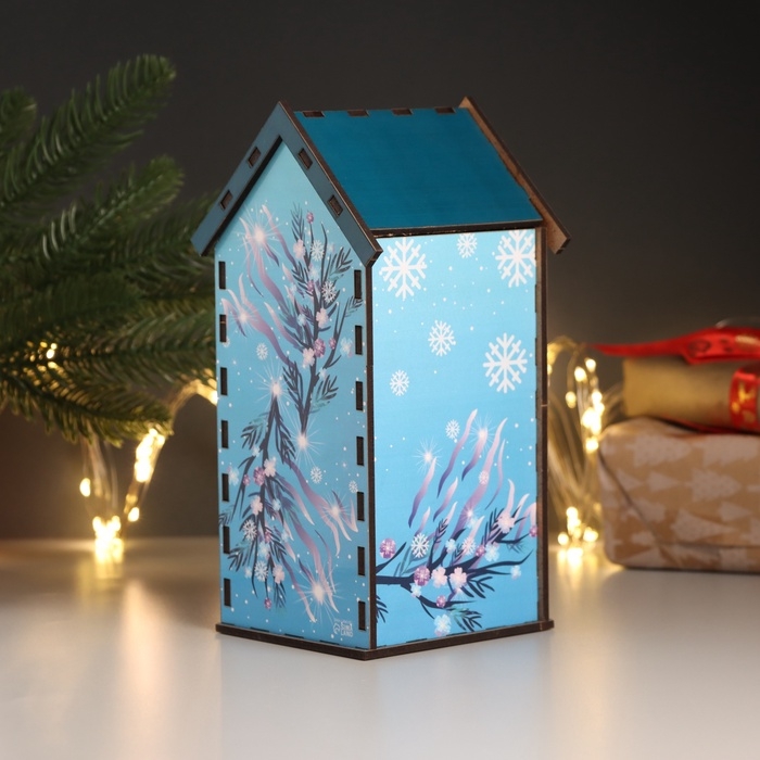 Новогодний чайный домик Новогодний чайный домик "Змея. Исполнения желаний" 20х10,5х9.5 см