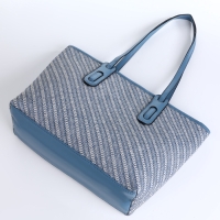 Сумка женская на молнии, средний размер, цвет голубой Сумка женская на молнии, средний размер, цвет голубой