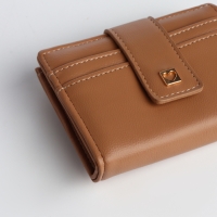 Кошелёк женский на кнопке, цвет бежевый Кошелёк женский на кнопке, цвет бежевый