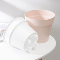 Кашпо для цветов со вставкой «Порто», 2,4 л, цвет жемчужный Кашпо для цветов со вставкой «Порто», 2,4 л, цвет жемчужный