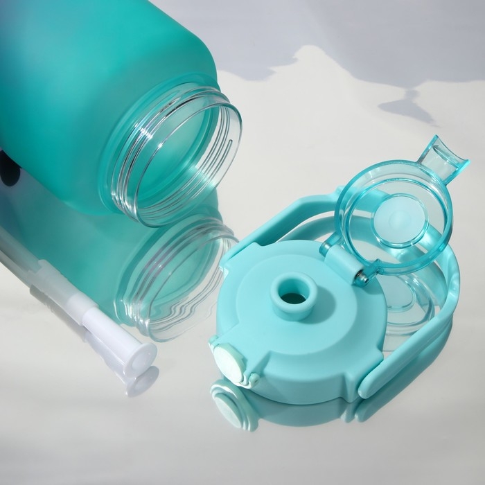 Бутылка для воды с наклейками &laquo;Спорт&raquo;, 2,25 л