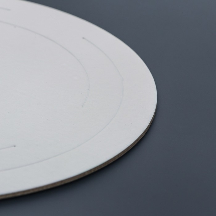 Подложка усиленная, 24 см, серебро-перламутр, 3,2 мм Подложка усиленная, 24 см, серебро-перламутр, 3,2 мм