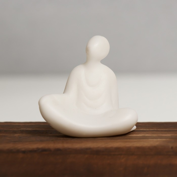 Сувенир дерево, фарфор Сувенир дерево, фарфор "Маленький Будда под деревом" 31,2х44,5х7,8 см