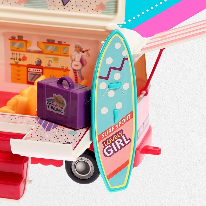 Игровой набор &laquo;Лови волну!&raquo;: трейлер, куклы, аксессуары