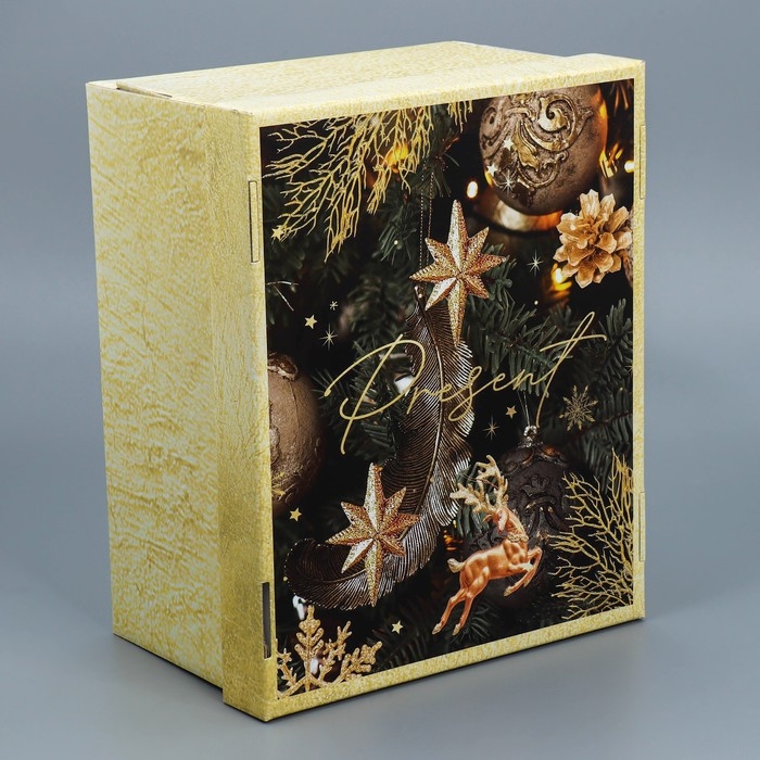 Коробка подарочная новогодняя складная &laquo;Фотографичная&raquo;, 31,2 х 25,6 х 16,1 см, Новый год