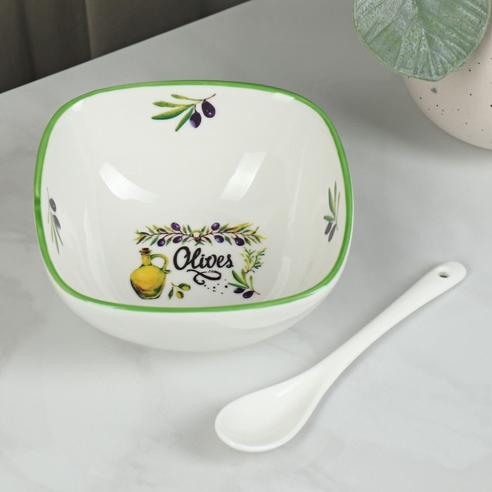 Салатник фарфоровый с ложкой Доляна &laquo;Олива&raquo;, 300 мл