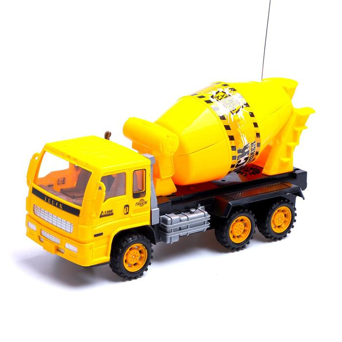 Грузовик радиоуправляемый «Бетономешалка», работает от батареек, цвет бирюзовый Грузовик радиоуправляемый «Бетономешалка», работает от батареек, цвет бирюзовый