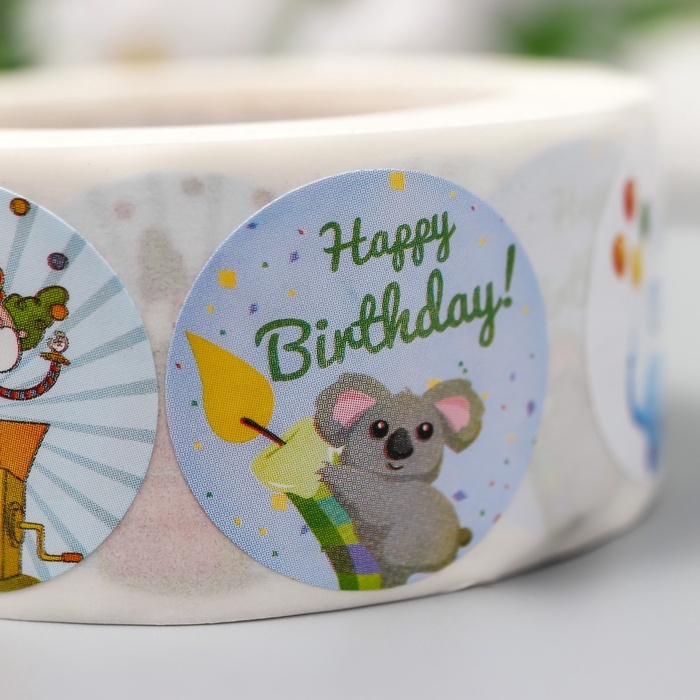 Наклейка бумага Наклейка бумага "Зверята. праздник" d=2,5 см 500 шт в рулоне 3х6,5х6,5 см