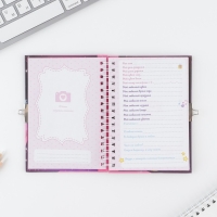 Анкета на замочке, в твердой обложке А6, 40 листов «Анкета классной девчонки и ее подруг» Анкета на замочке, в твердой обложке А6, 40 листов «Анкета классной девчонки и ее подруг»